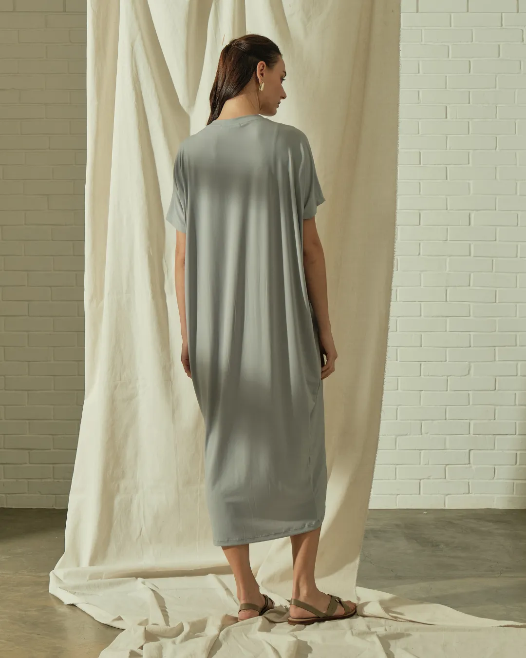 Dianara V-neck Maxi Dress