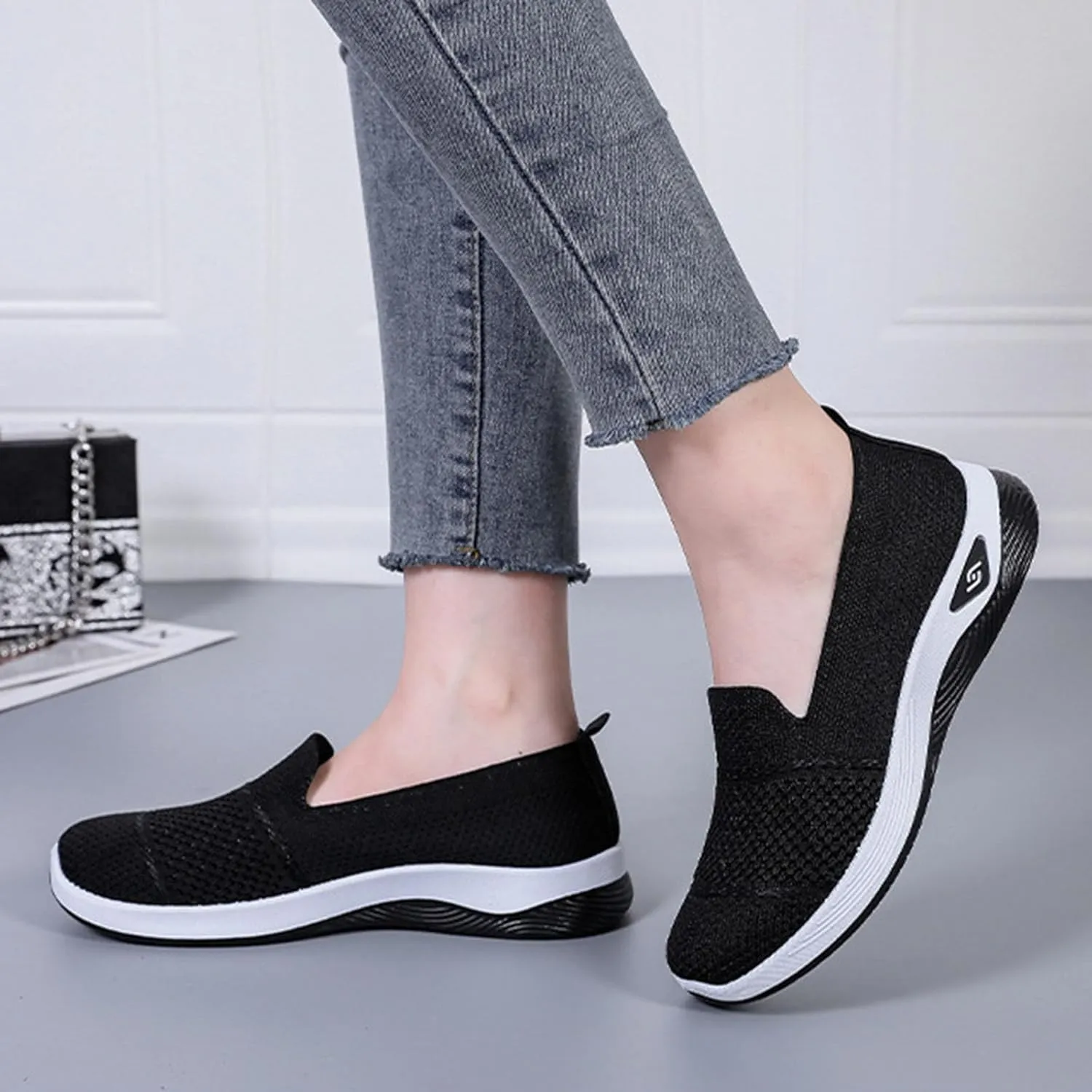 Womens Slip on Walking Shoes Non Slip Mesh Loafers Comfortable Arch Support Orthopedic Sneaker for Maternity Elderly